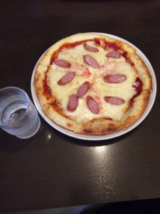 ベビフェ　ダブルチーズピザ２